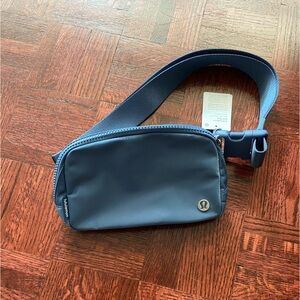 Lululemon belt bag